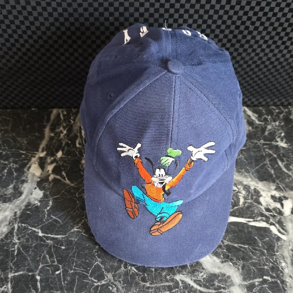 Rare Vtg. Disney Goofy Snapback Ballcap